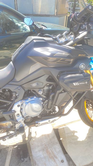Voge 900dsx como nova