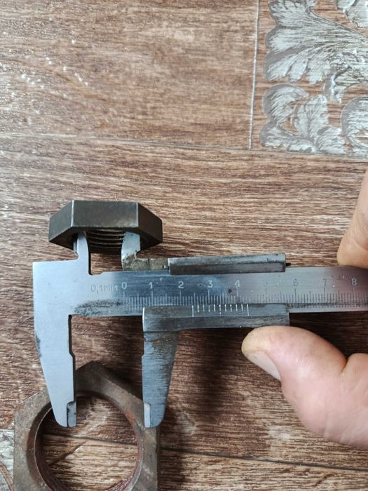 Контргайки ,контрольна гайка