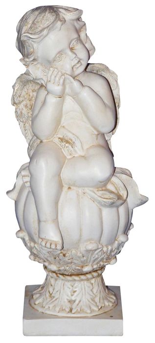 Anioł Aniołek na Kuli Figura Amor Poliston Walentynki Dzień Kobiet