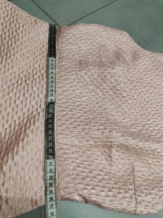 R.34 nowa elegancka bluzeczka bez rękawów suwak kołnierzyk