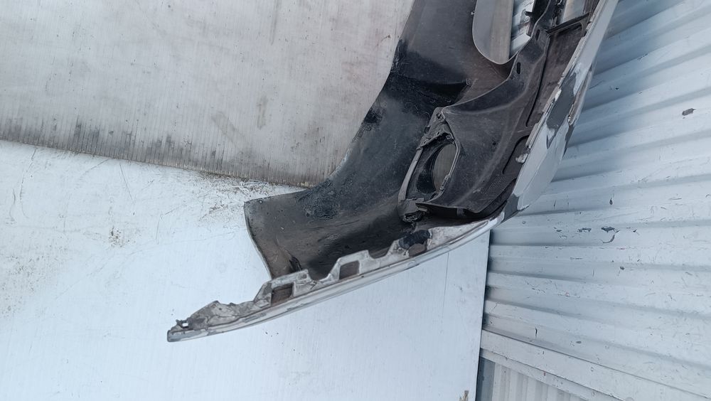 Vendo parachoque de frente BMW 5 séries E60,61 M-SPORT ano 2003/10