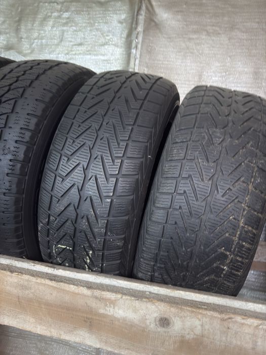 Колеса/резина/гума 225/60R16 Vredershtain