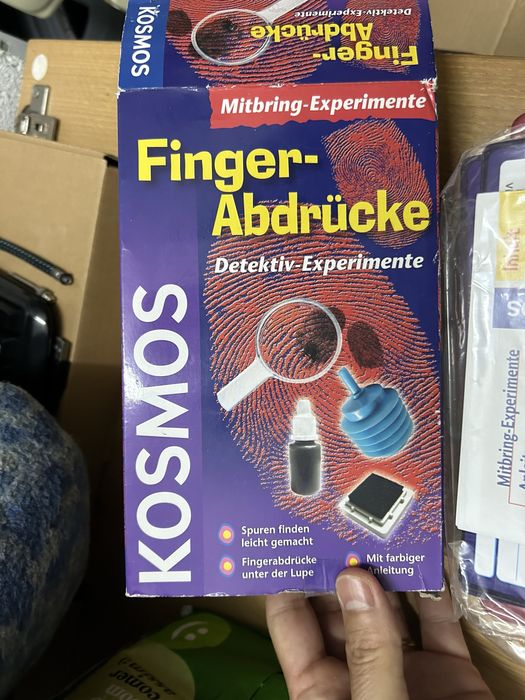 Jogo de detetives - impressoes digitais