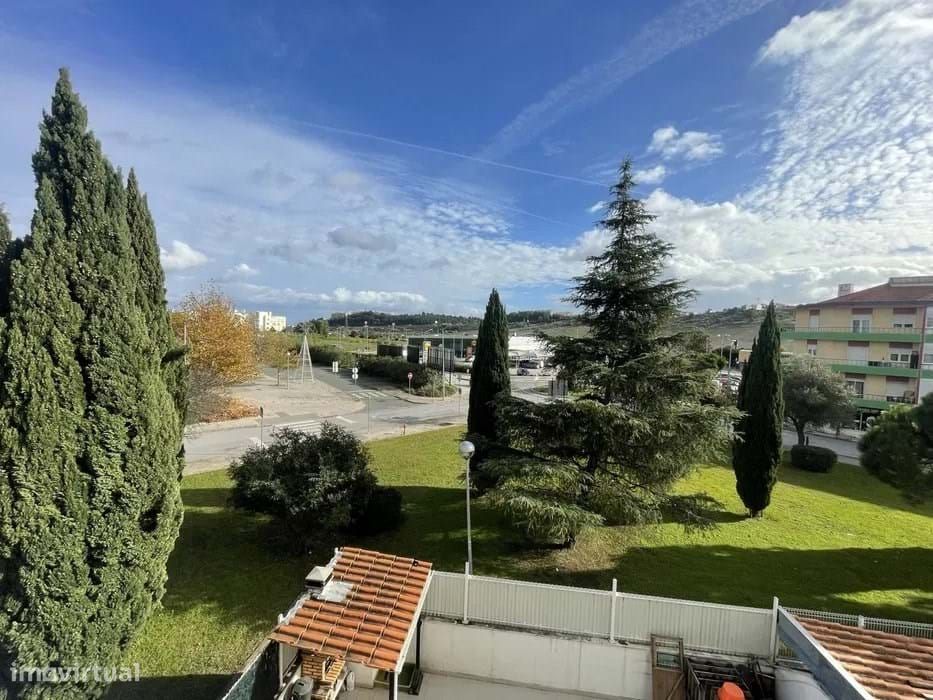 T3 Vialonga | Varandas | Garagem