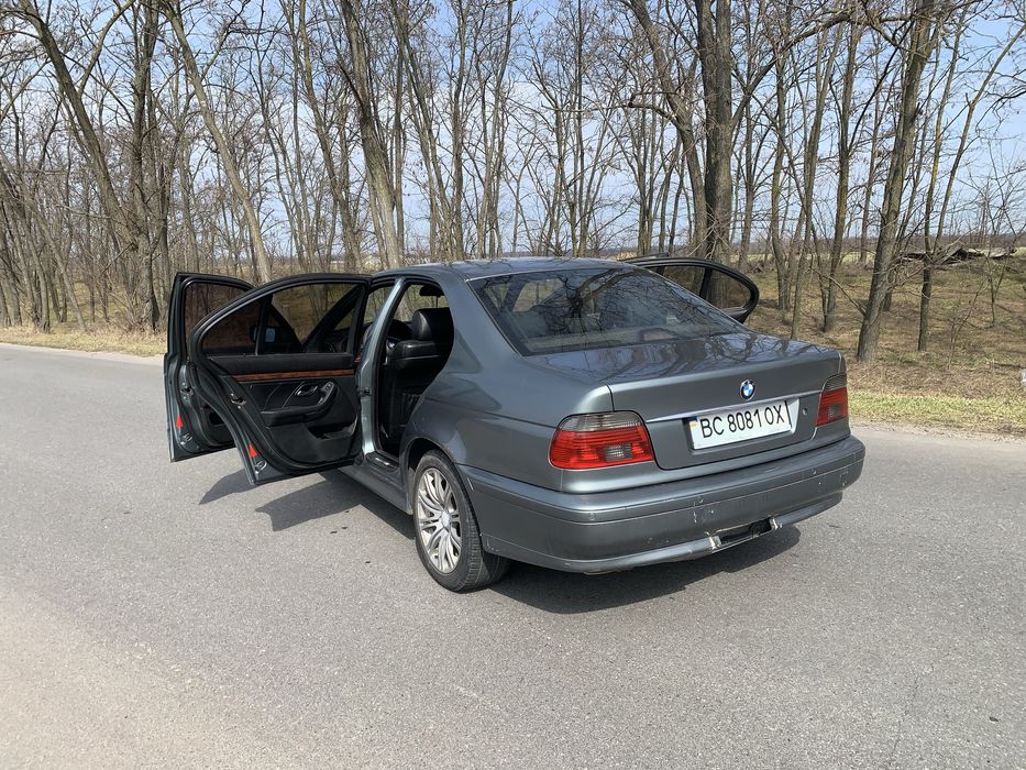 BMW E39 Рест, Дизель 3 літри, автомат