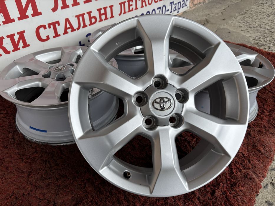 Original Toyota Rav4 C-HR Camry Corolla R17 5x114,3