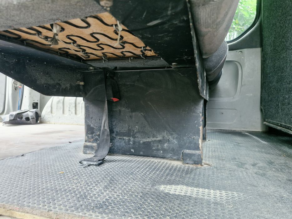 Fotele Tylne Bus Opel Vivaro