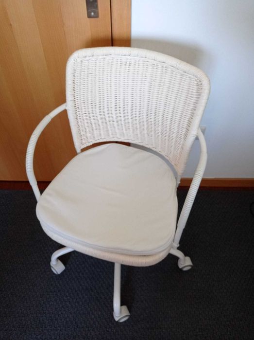 Cadeira Ikea - modelo Gregor