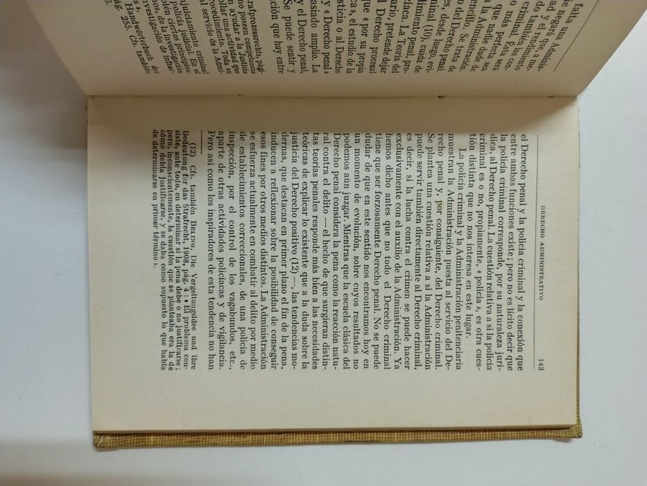 Derecho Administrativo, de Dr. Ludwig Spiegel

Tradução Francisco J. C