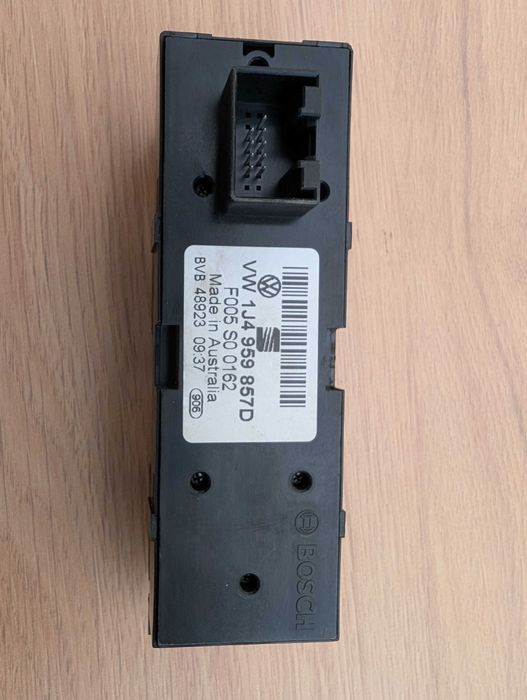 Interruptor de vidro SEAT Leon 1m