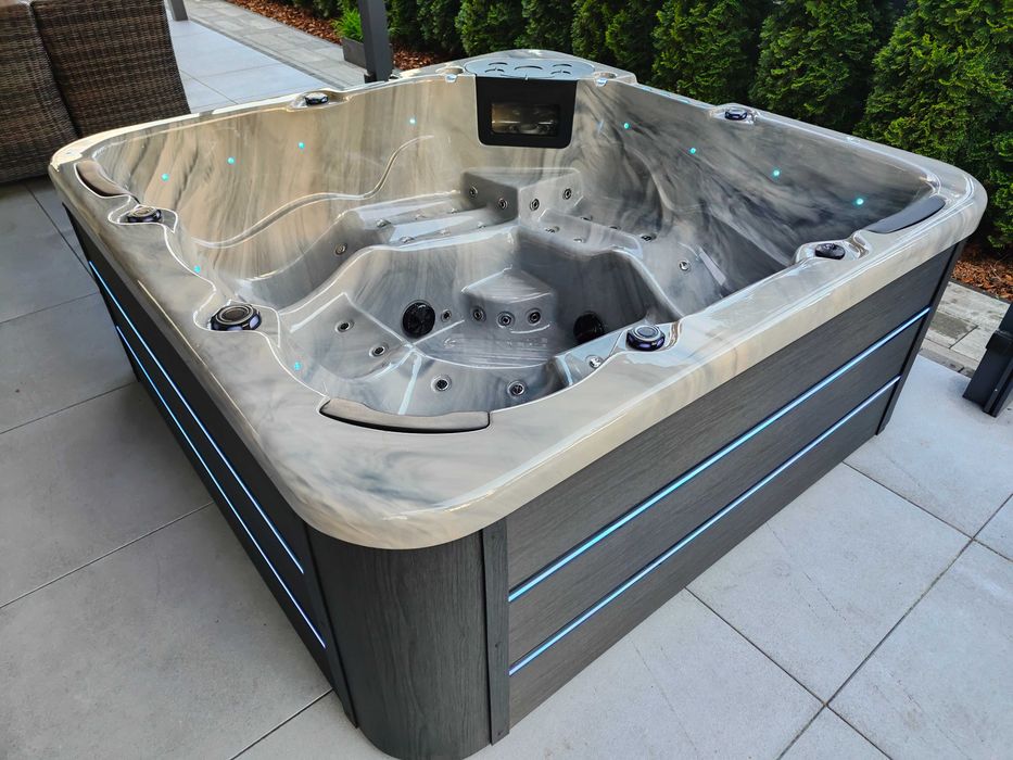 Jacuzzi Premium 5-osobowe – 2 leżanki, LED, Balboa, Dostawa GRATIS