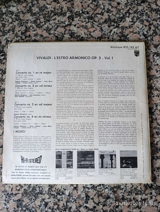 Vários discos de vinil de 33 tours