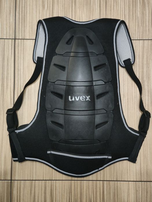 Ochraniacz pleców Uvex żółw , zbroja,narty , snowboard
