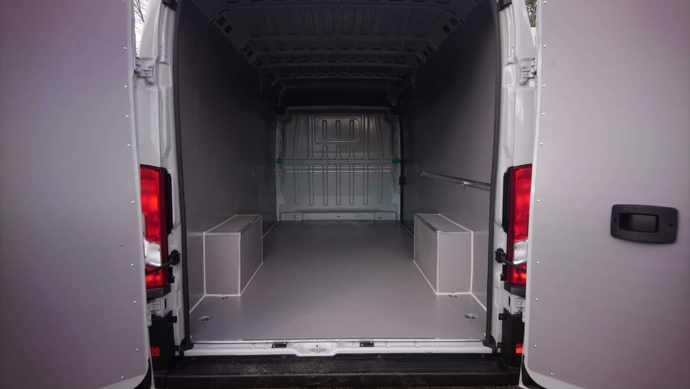 Peugeot Boxer L4H2/H3  Zabudowy samochodów dostawczych // KNAUTECH