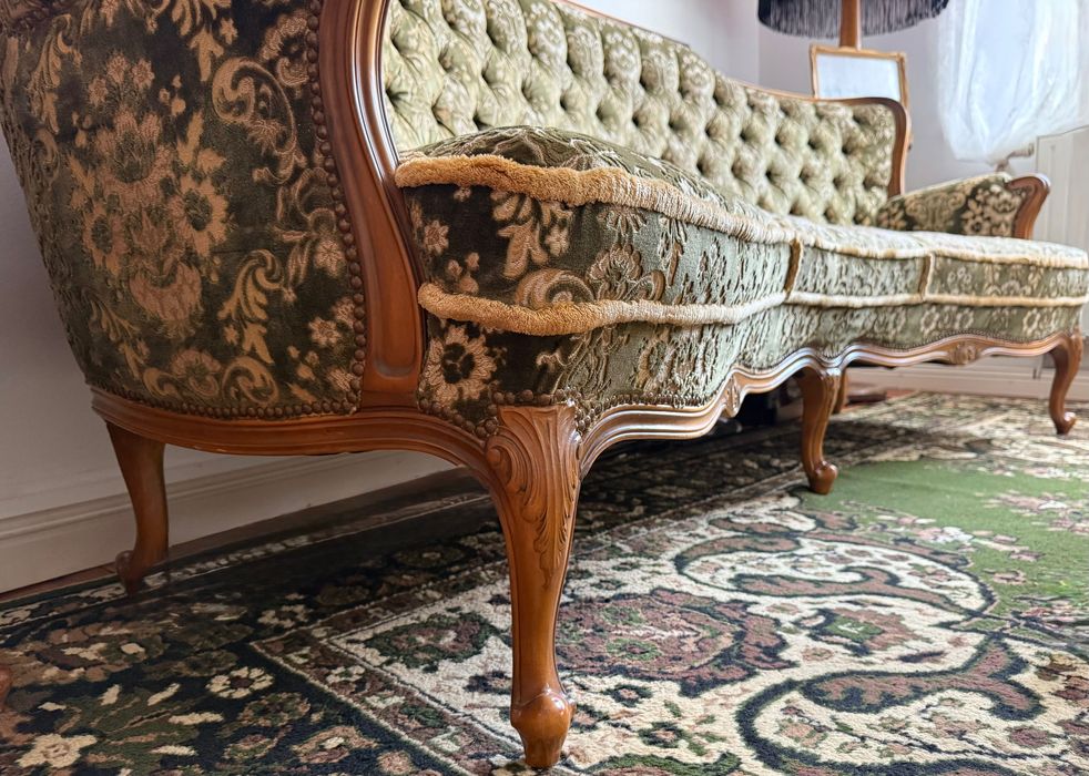 Długa sofa Chippendales Warrings