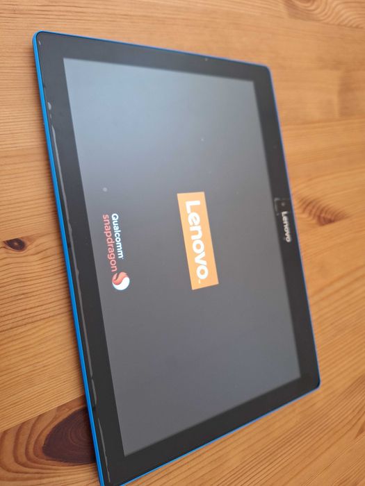 Tablet Lenovo 10.1" WIFI em excelente estado