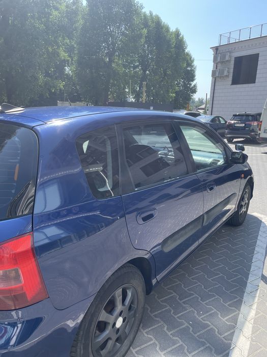 Honda Civic VII 2001 року