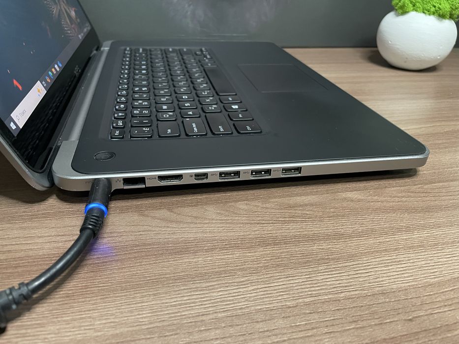 Мощный ноутбук DELL XPS/FullHD IPS/i7-3632/240SSD/ Nvidia GeForce 2 GB