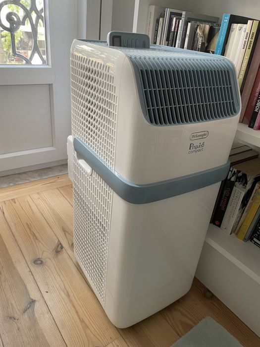 Ar condicionado portátil De’Longhi Pinguino Compact PAC ES72 Young - na garantia