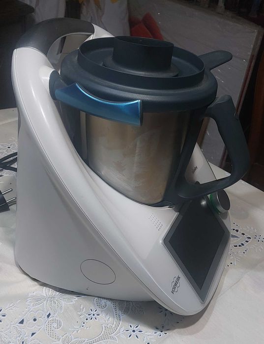 Bimby Tm6 nova. A estrear.