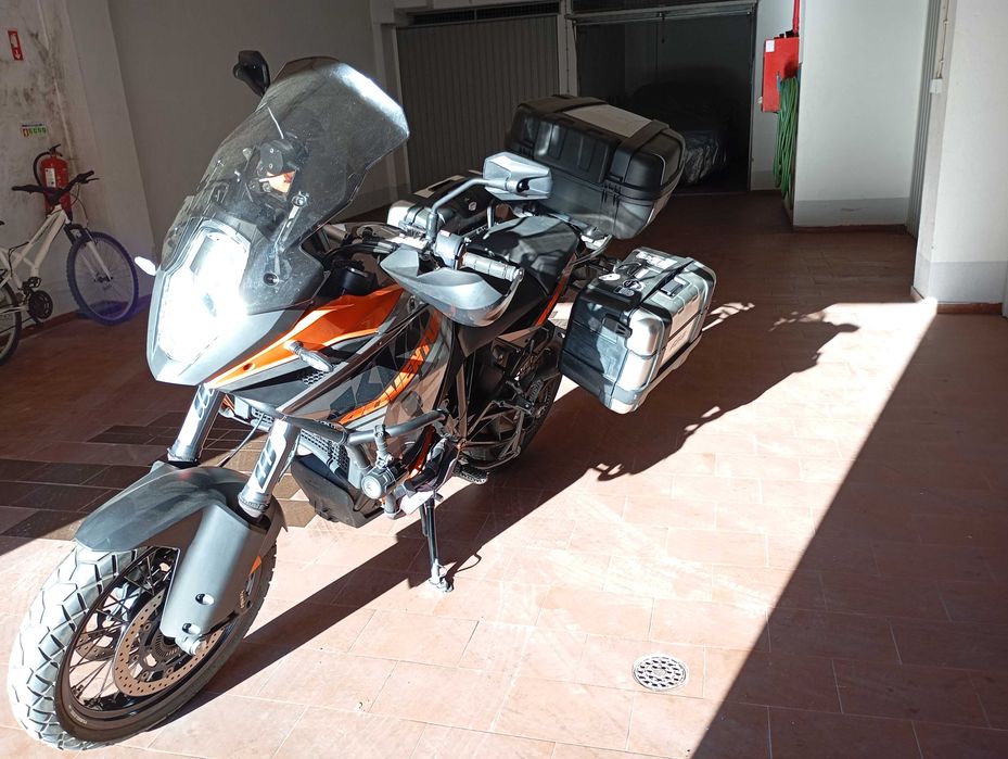 Vendo KTM 1190 adventure out.2013