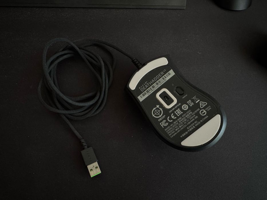 Razer DeathAdder V2482708388798146562
