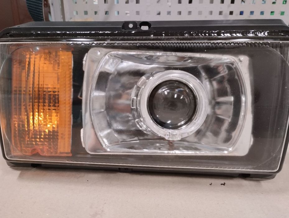 Продам фары ВАЗ 2107