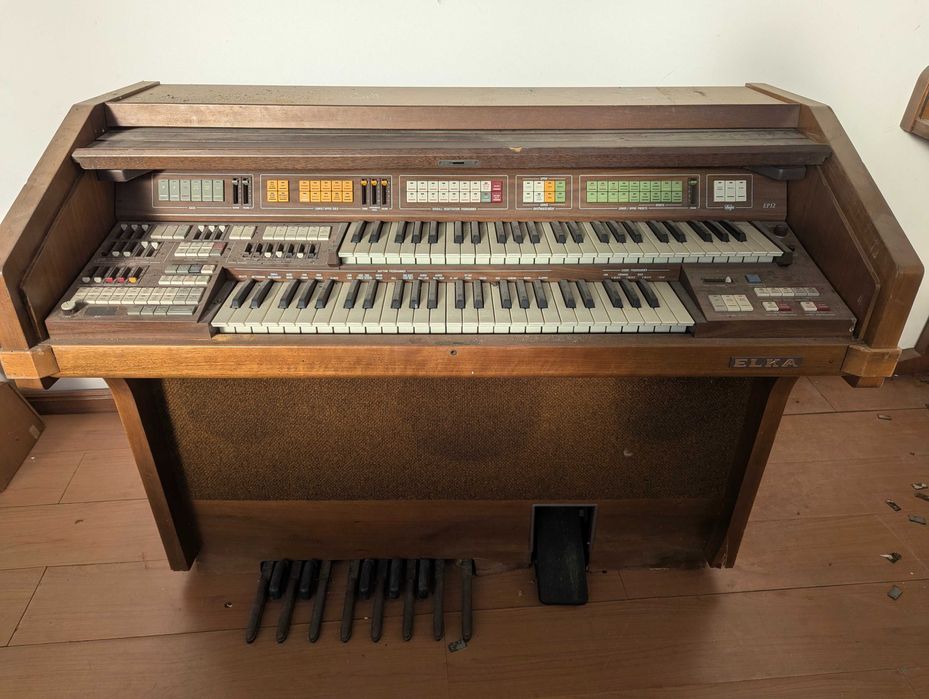 Órgão Teclado ELKA EP12 anos 50 vintage colecionismo