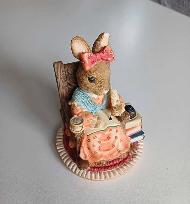 Figurka figura 12 cm Rebeca Rabbit The Leonardo Collection Little Nook