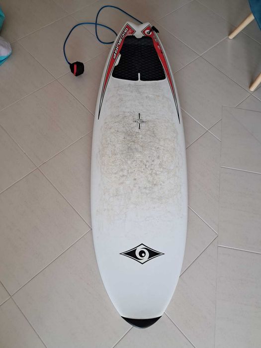 Prancha de Surf BIC 5'10" – Resistente e Divertida