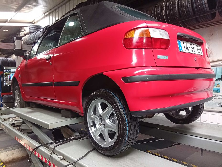 Fiat Punto bertone517371312630016004