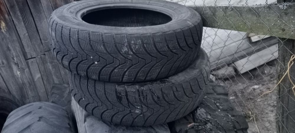 Резина зима 195/65 R15