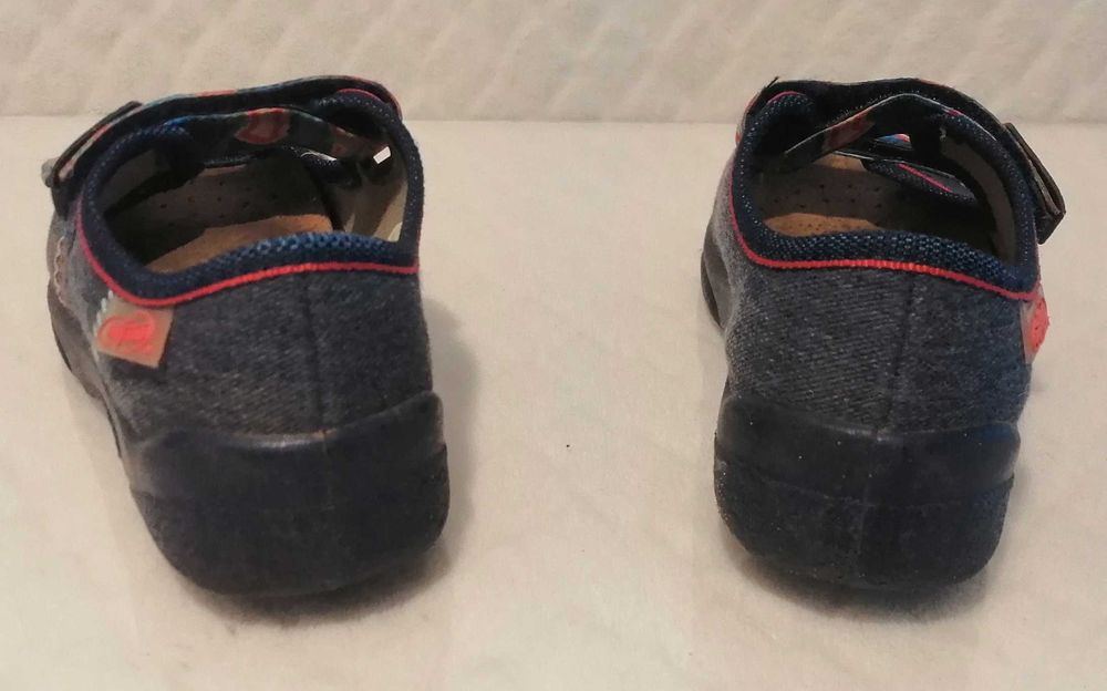 Sandały chłopięce zapinane na rzepy, Befado, 28 (Obuwie)