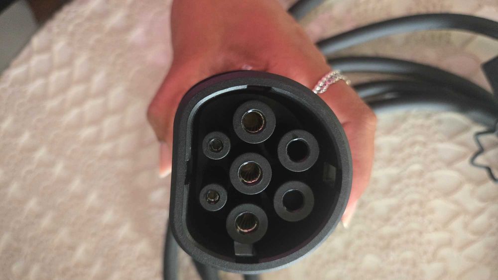 Cabo para carregar carros