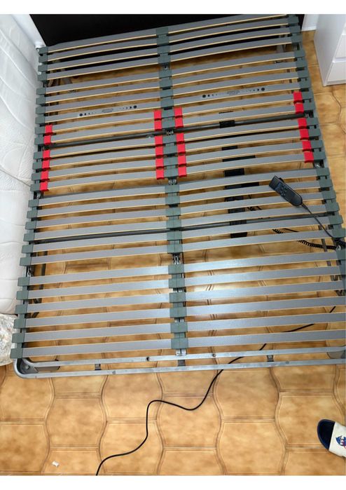 Estrado Articulado para cama de casal, com Comando e Motor Elétrico (1,90mtrs x 1,50mtrs)
