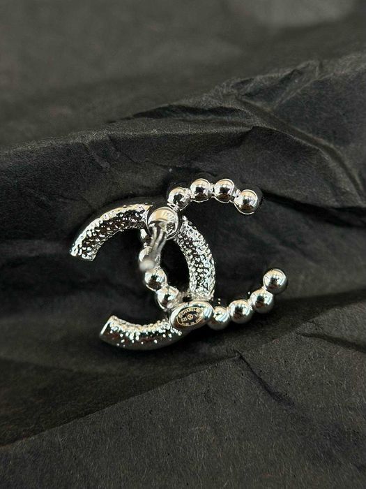 Kolczyki Chanel Double C