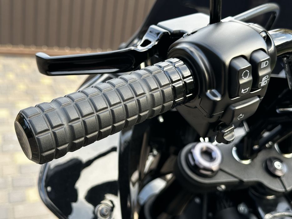 Harley Davidson Low Rider ST 2023