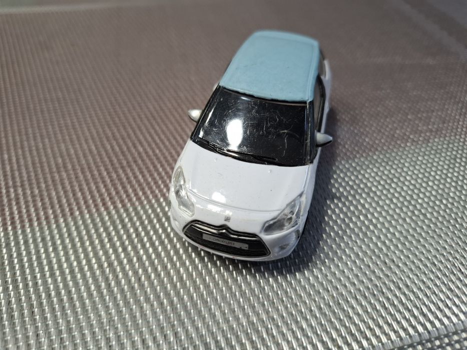 Bburago citroen DS3