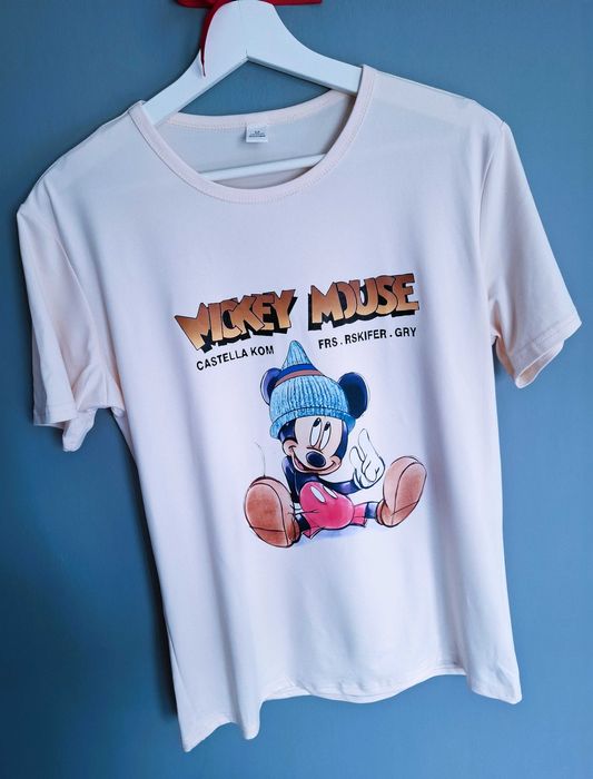 Beżowy t-shirt z dużym nadrukiem Myszka Miki
