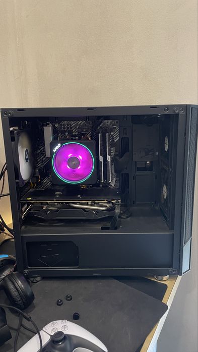 PC Gamming Torre446077391865139200