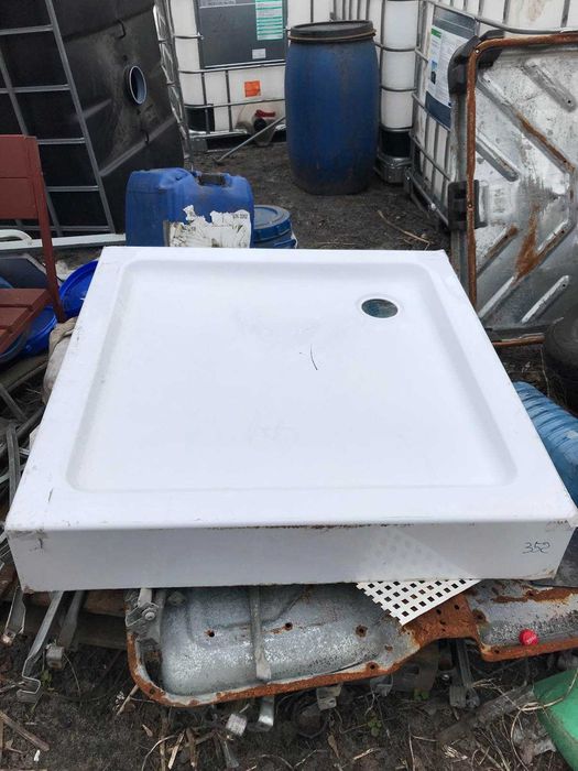 Продам поддон акриловый для душу