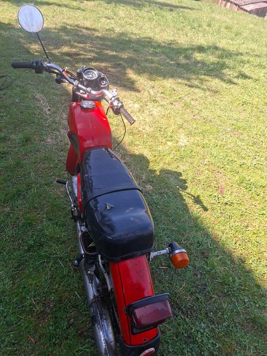 Cezet 175 z dokumentami