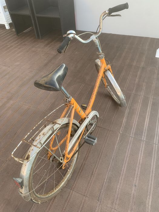 Bicicleta antiga peugeot