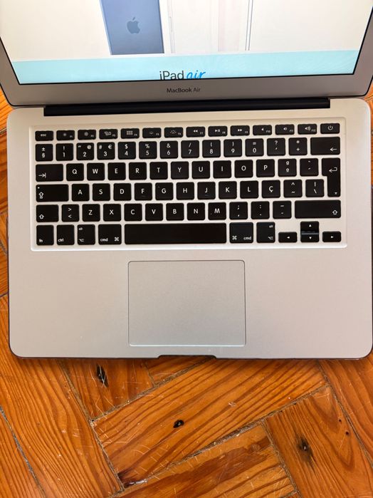 Macbook air 2017475374616703160322