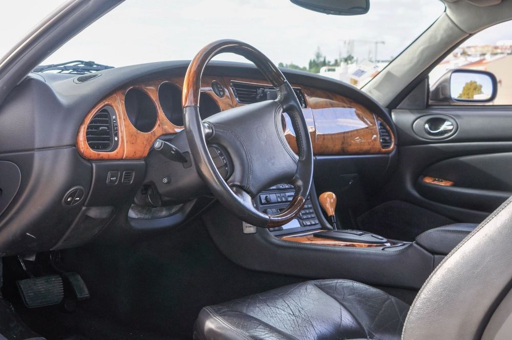 Jaguar XK XK8 4.0 Coupé Pele