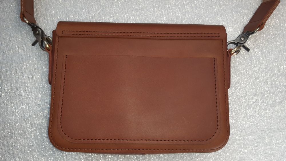 Женская сумочка из натуральной кожи.