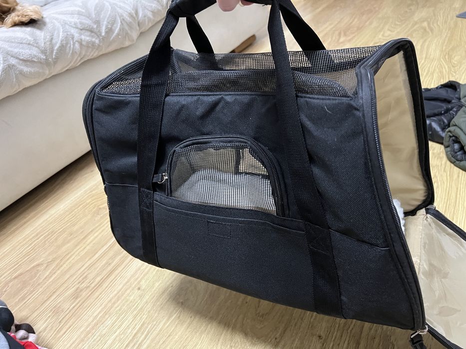 Переноска для котів або маленьких собачок