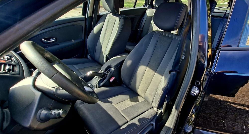 Renault Megane Sport Tourer Confort 1.5 DCI foto 4