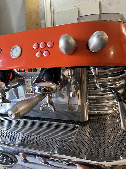 Професійна кавомашина Brasilia Excelsior A2