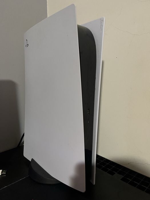 Playstation 5 (825 GB) como nova